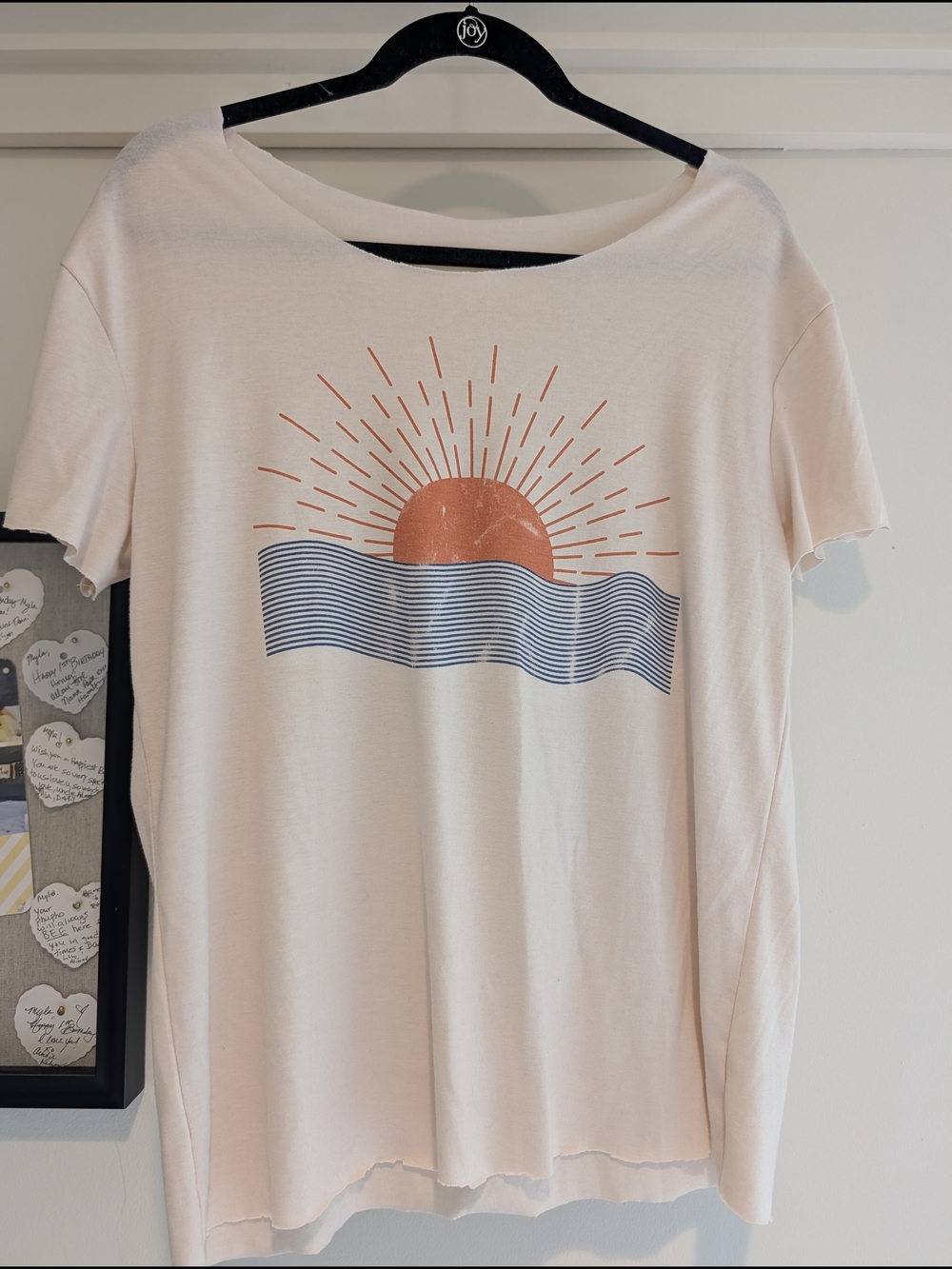 Women's Cream Graphic Sun Tee